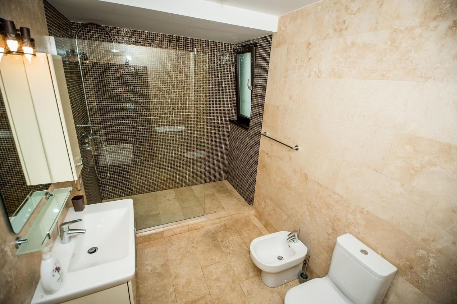 Apartament Sweet Luxury Galati  Ngoại thất bức ảnh